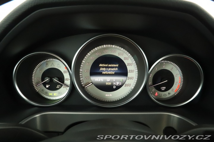 Mercedes-Benz E E 400 4MATIC 2013