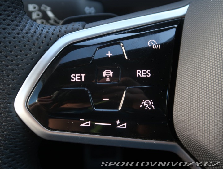 Volkswagen Ostatní modely Tiguan R-Line 1.4 TSI eHybrid 2022