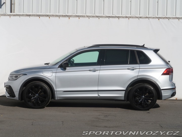 Volkswagen Ostatní modely Tiguan R-Line 1.4 TSI eHybrid 2022