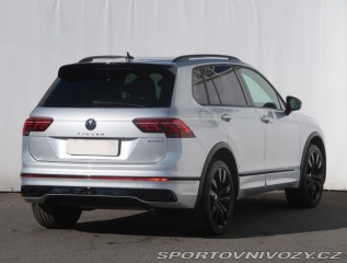 Volkswagen Ostatní modely Tiguan R-Line 1.4 TSI eHybrid 2022