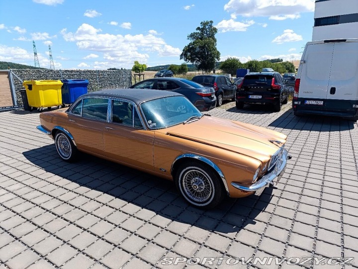 Jaguar XJ 5,3   12 1978