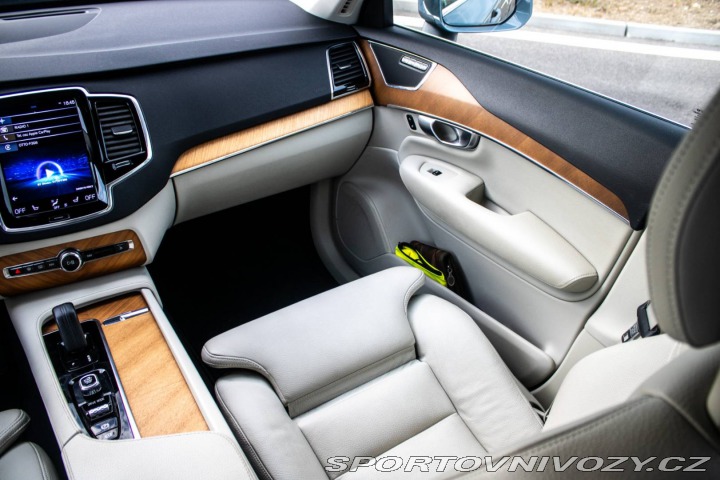 Volvo Ostatní modely XC90 Recharge T8 AWD Inscript 2021