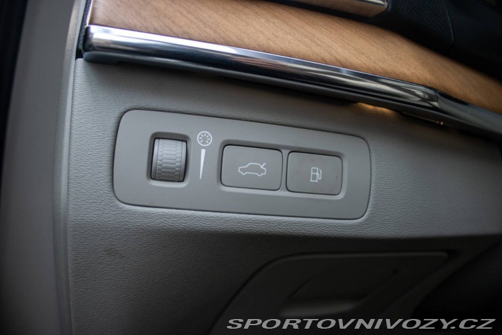 Volvo Ostatní modely XC90 Recharge T8 AWD Inscript 2021