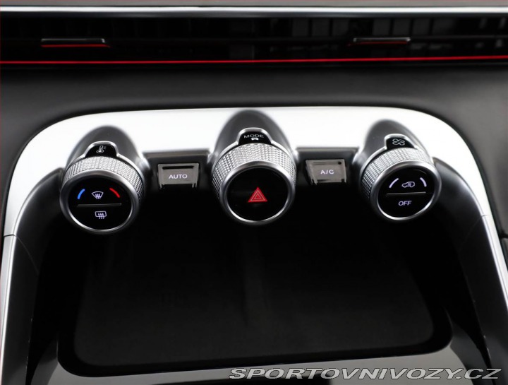 Ostatní značky Ostatní modely Omoda 9 SHS 1.5 PHEV 2026