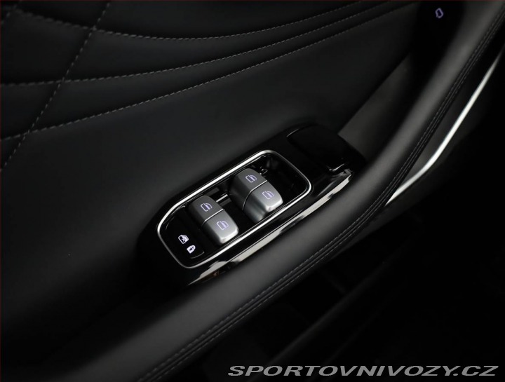 Ostatní značky Ostatní modely Omoda 9 SHS 1.5 PHEV 2026