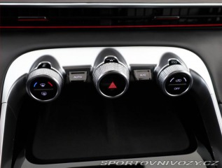 Ostatní značky Ostatní modely Omoda 9 SHS 1.5 PHEV 2026