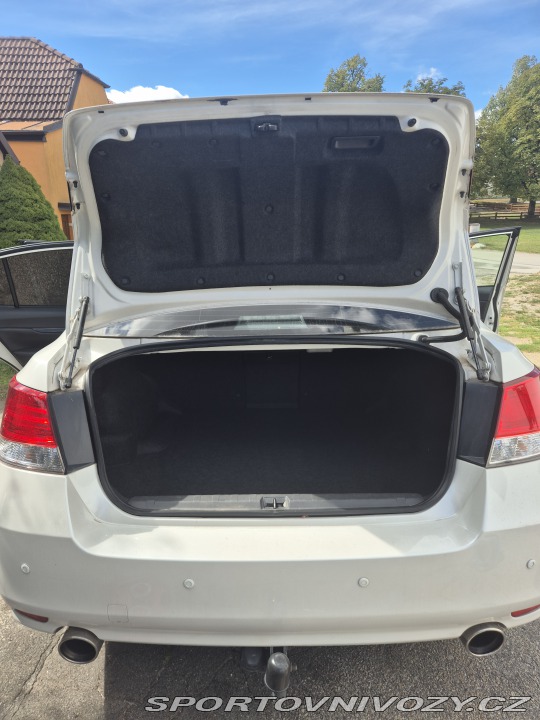 Subaru Legacy 2.5GT AWD 2010