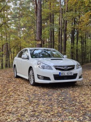 Subaru Legacy 2.5GT AWD 2010