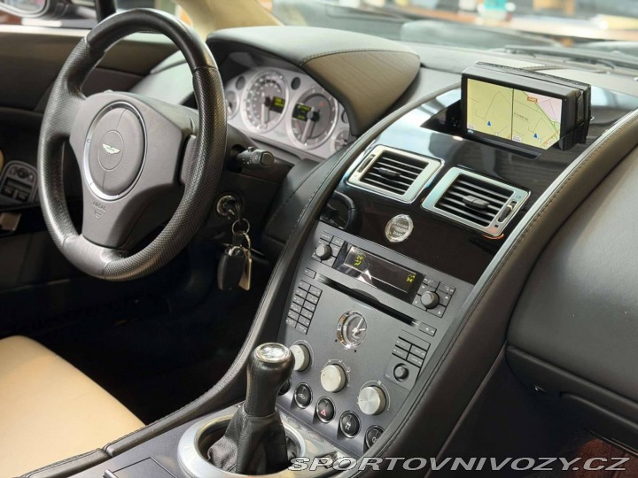 Aston Martin Vantage V8 2006