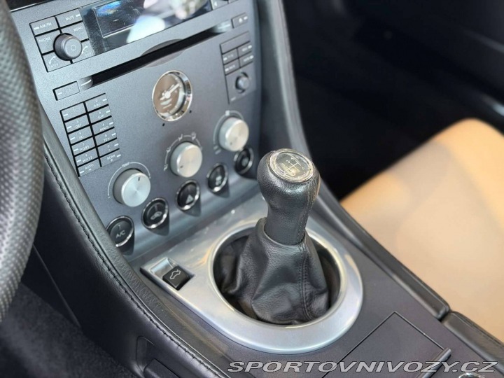 Aston Martin Vantage V8 2006