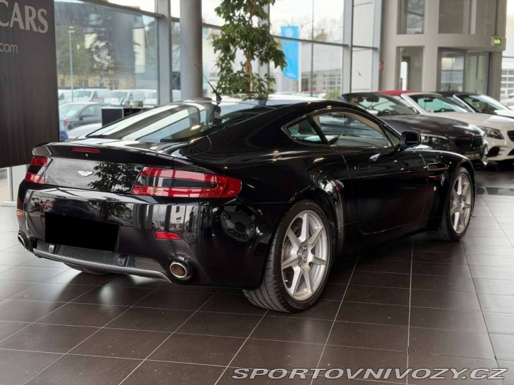 Aston Martin Vantage V8 2006
