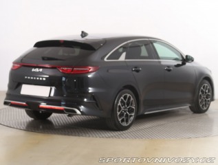 Kia ProCeed GT-Line 1.5 T-GDI 2022