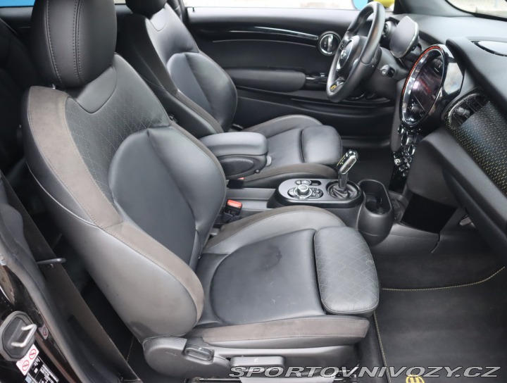Mini Cooper Baker Street Cooper SE 32 2021