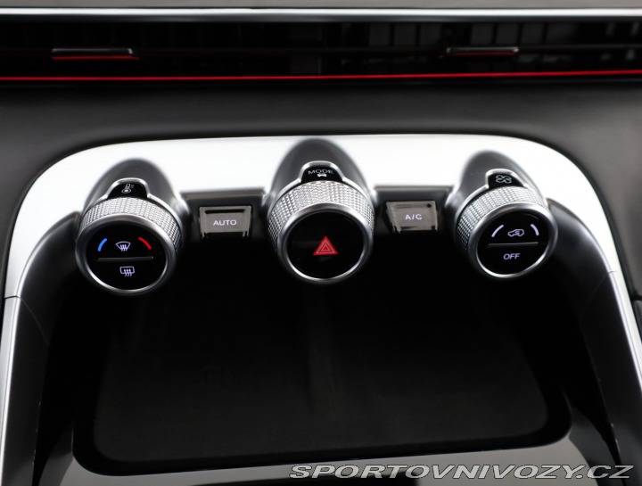 Ostatní značky Ostatní modely Omoda 9 SHS 1.5 PHEV 2026
