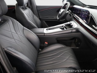 Ostatní značky Ostatní modely Omoda 9  SHS 1.5 PHEV 2026