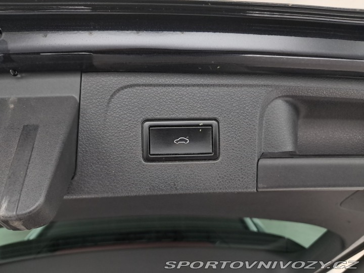 Volkswagen Ostatní modely Passat R-Line 2.0 BiTDI 2016