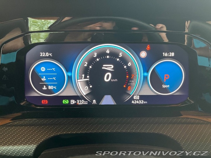 Volkswagen Golf R, Perf. 245kw, 43tis km 2024