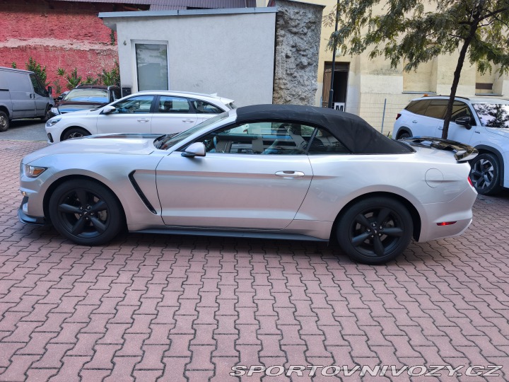 Ford Mustang  2015