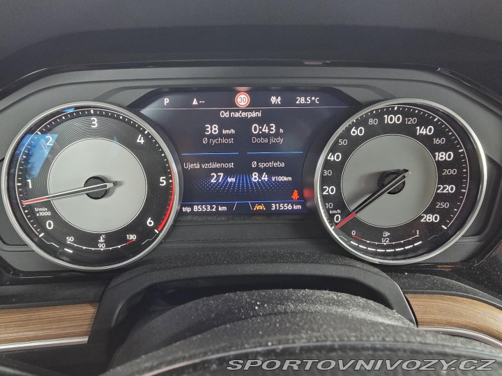 Volkswagen Ostatní modely Touareg V8 4,0  310 kw 2019