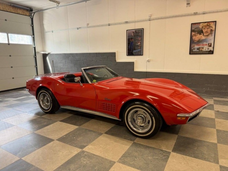 Chevrolet Corvette C3 STINGRAY
