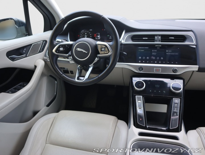 Jaguar I-Pace EV400 2018