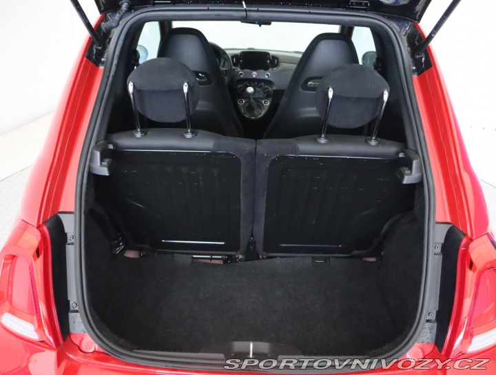 Fiat 500 Abarth 695 2024