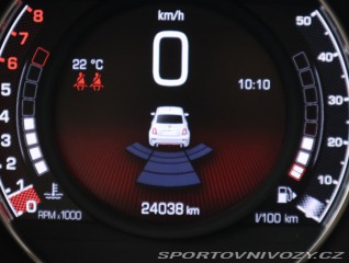 Fiat 500 Abarth 695 2024