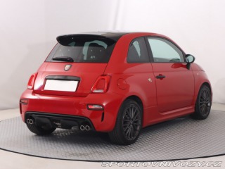 Fiat 500 Abarth 695 2024