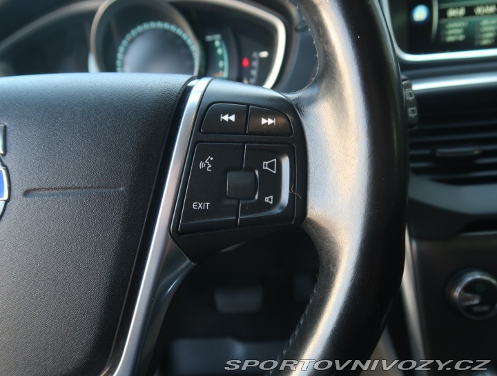 Volvo V40 Cross Country 2.0 T5 2015