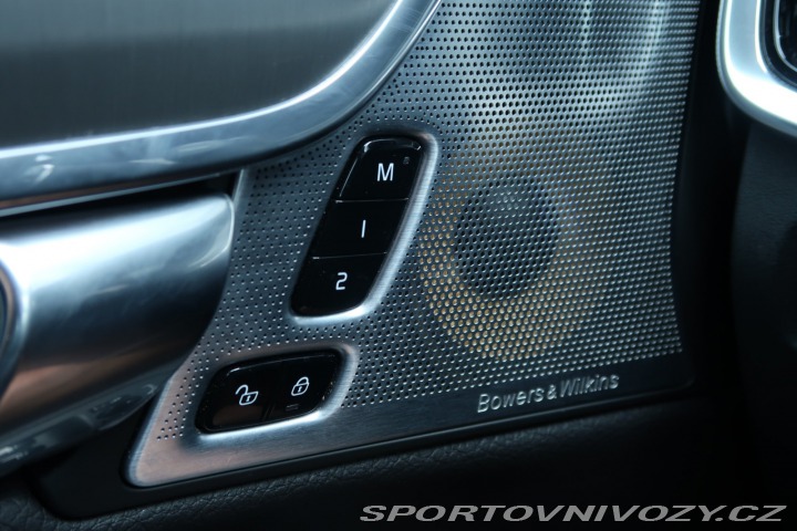Volvo V90 D5 AWD 2017