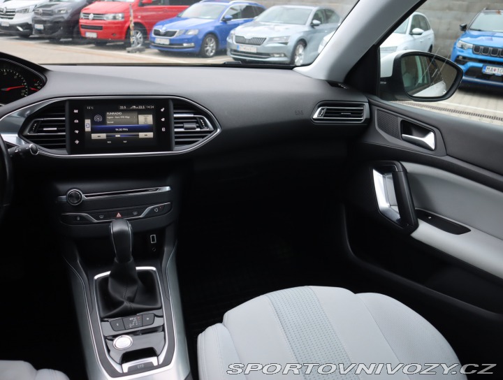 Peugeot 308 2.0 BlueHDi 2016