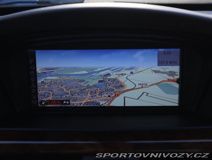 BMW 3 330 i 2010