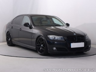 BMW 3 330 i 2010