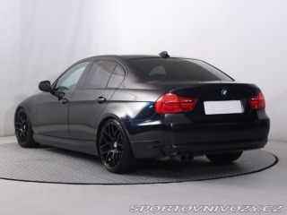 BMW 3 330 i 2010