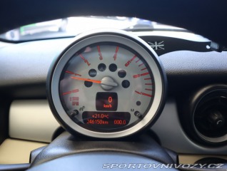 Mini Cooper Cooper D 2007