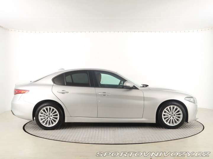 Alfa Romeo Giulia 2.0 Turbo 2019