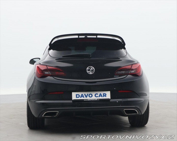Opel Astra 2,0 T 206kW OPC Black Edi 2016