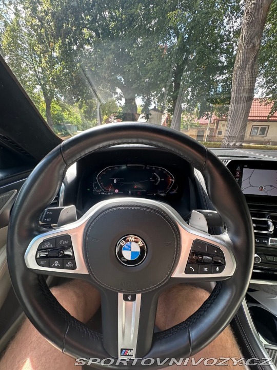 BMW 8 840i 1800