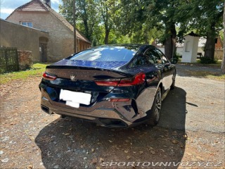 BMW 8 840i 1800