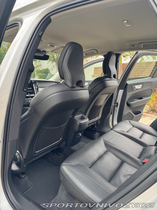 Volvo Ostatní modely XC60 2,0   D4 2020 2020