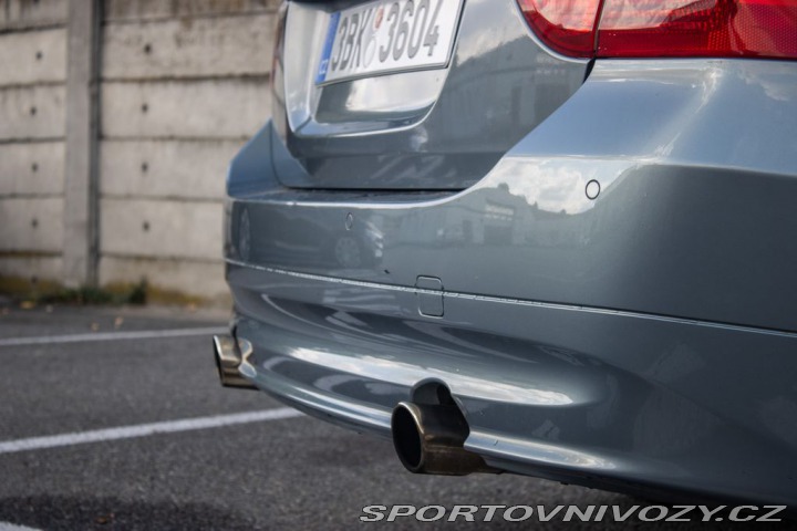 BMW 3  2008