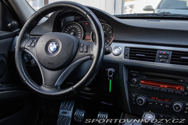 BMW 3  2008