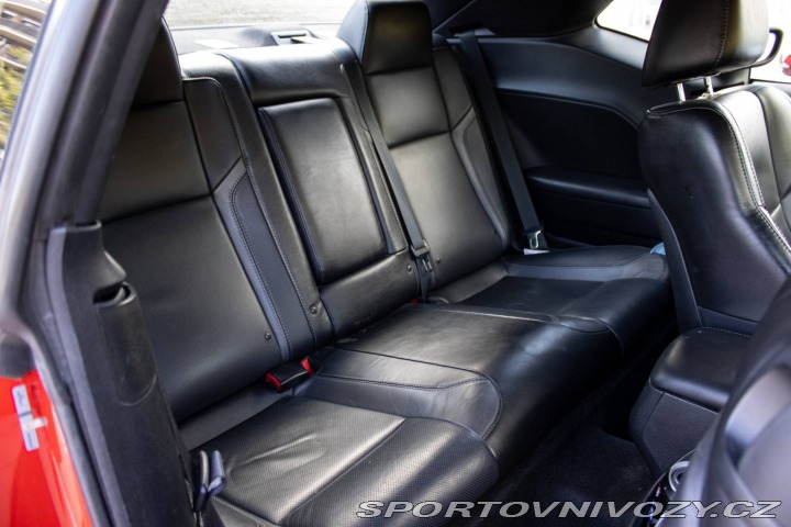 Dodge Challenger 3.6 SXT / 227kW / A8 / Z 2019