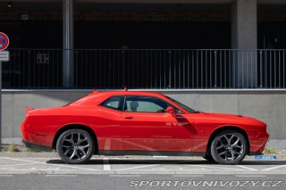 Dodge Challenger 3.6 SXT / 227kW / A8 / Z 2019