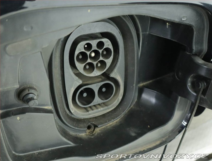 Škoda Enyaq iV RS (82 kWh), SoH 90% 2023