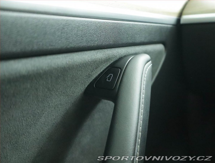 Tesla Model Y Long Range AWD 79kWh, SoH 2022