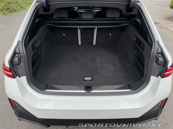 BMW 5 540D xDRIVE M SPORT Indiv 2025