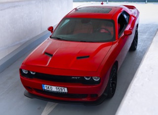 Dodge Challenger SXT PLUS