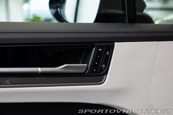 Porsche Cayenne S/V8/Ventilace/Bose/Záruk 2025