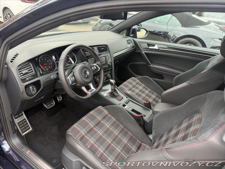 Volkswagen Golf 2.0 GTI DSG 2015